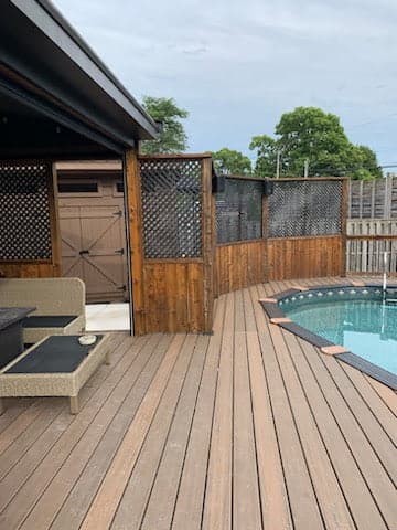 Fence cleaning and painting in Stratford
